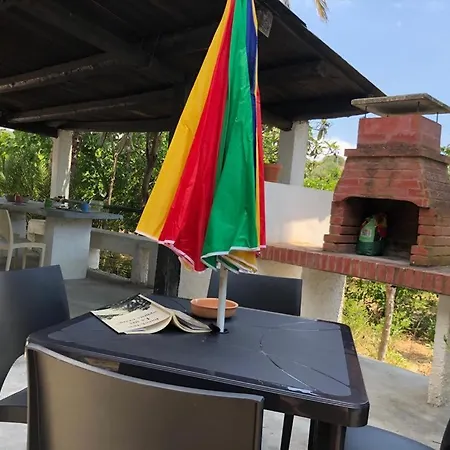 Rustico Tra I Limoni *